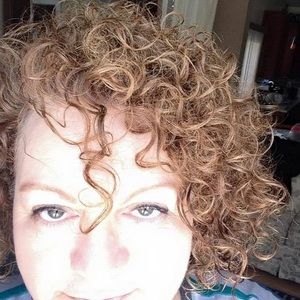 Meet your Posher, Colleen